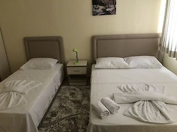 Mandalinci Butik Hotel Тургутрейс Екстер'єр фото